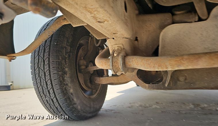 image for item MD9871 2006 Chevrolet Express G3500  box truck