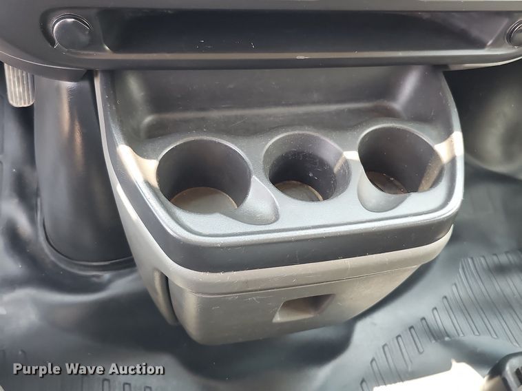 image for item MD9871 2006 Chevrolet Express G3500  box truck