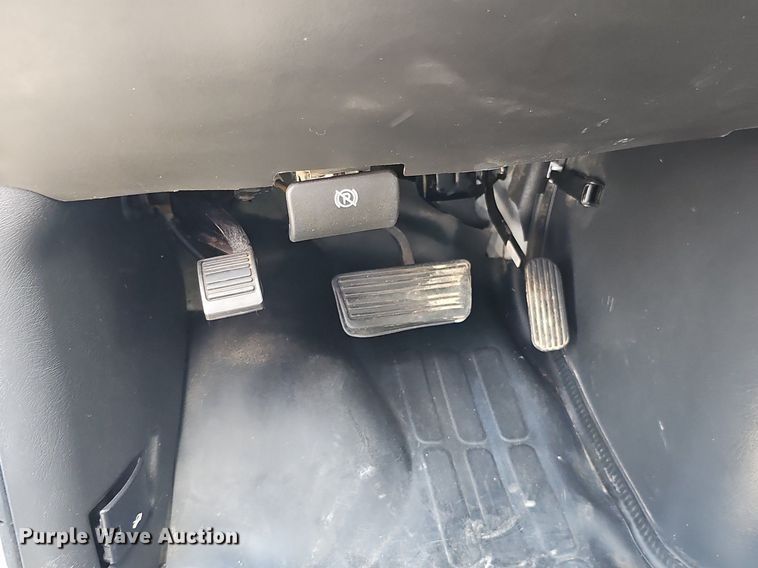 image for item MD9871 2006 Chevrolet Express G3500  box truck