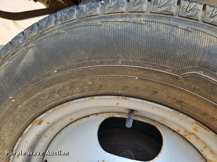 image for item MD9871 2006 Chevrolet Express G3500  box truck