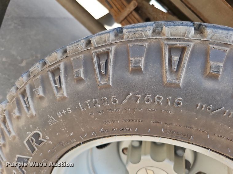 image for item MD9871 2006 Chevrolet Express G3500  box truck