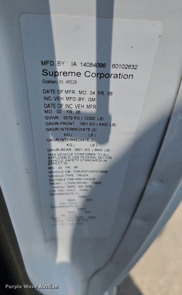 image for item MD9871 2006 Chevrolet Express G3500  box truck