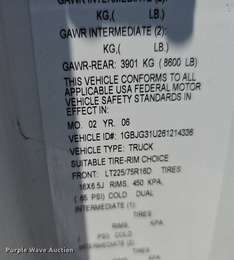 image for item MD9871 2006 Chevrolet Express G3500  box truck