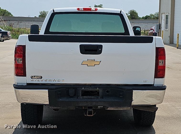 image for item MD9872 2012 Chevrolet Silverado 1500 LT  Ext. Cab pickup truck