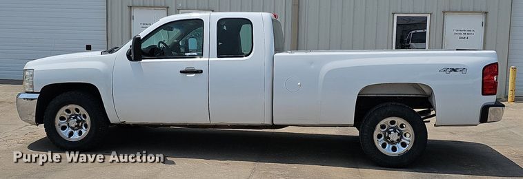 image for item MD9872 2012 Chevrolet Silverado 1500 LT  Ext. Cab pickup truck