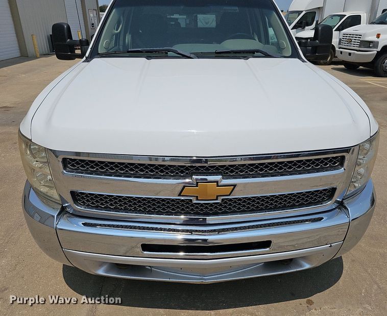 image for item MD9872 2012 Chevrolet Silverado 1500 LT  Ext. Cab pickup truck