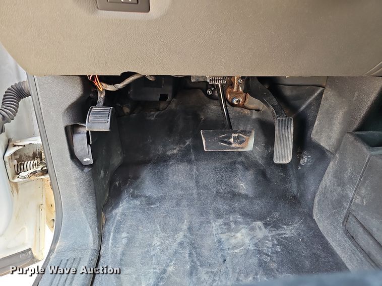 image for item MD9872 2012 Chevrolet Silverado 1500 LT  Ext. Cab pickup truck