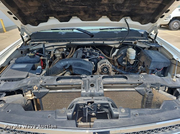 image for item MD9872 2012 Chevrolet Silverado 1500 LT  Ext. Cab pickup truck