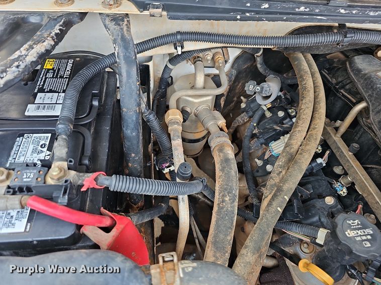 image for item MD9872 2012 Chevrolet Silverado 1500 LT  Ext. Cab pickup truck