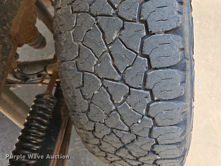 image for item MD9872 2012 Chevrolet Silverado 1500 LT  Ext. Cab pickup truck