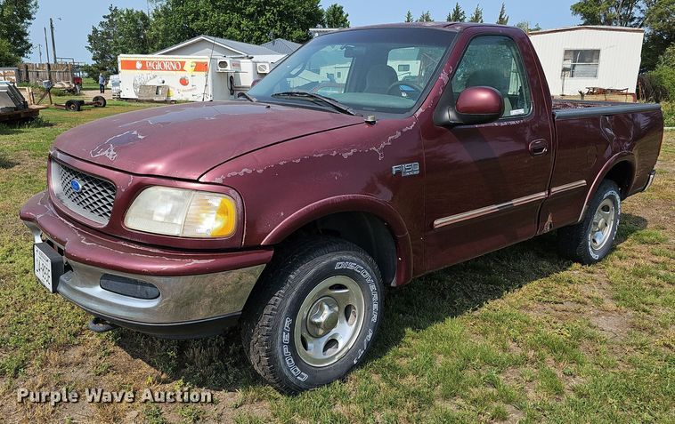 image for item MD9873 1997  Ford F150 XLT  pickup truck