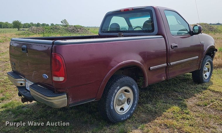 image for item MD9873 1997  Ford F150 XLT  pickup truck
