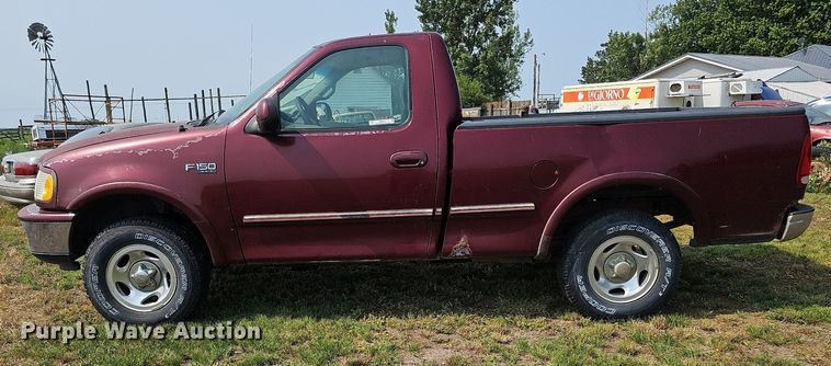 image for item MD9873 1997  Ford F150 XLT  pickup truck