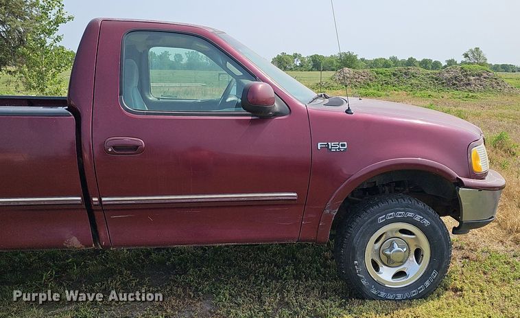 image for item MD9873 1997  Ford F150 XLT  pickup truck