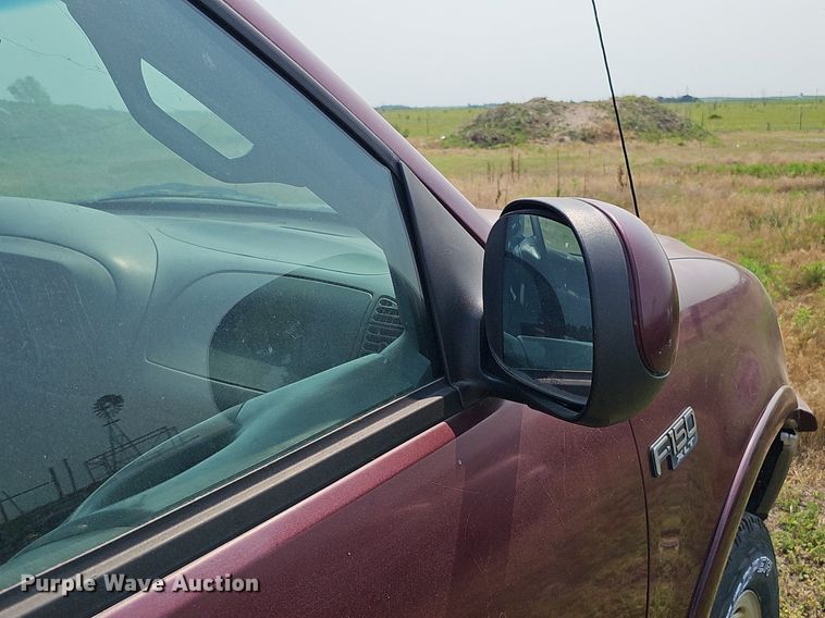 image for item MD9873 1997  Ford F150 XLT  pickup truck