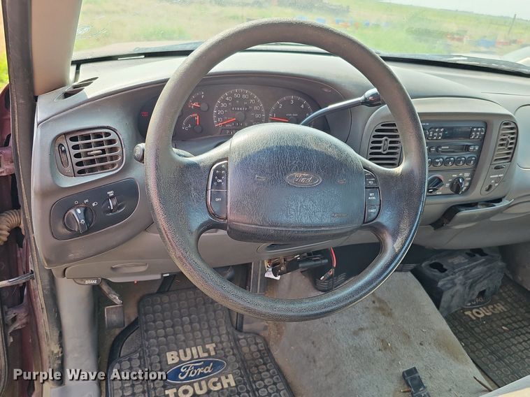 image for item MD9873 1997  Ford F150 XLT  pickup truck