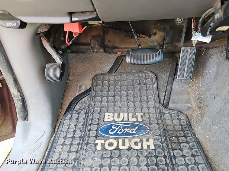 image for item MD9873 1997  Ford F150 XLT  pickup truck