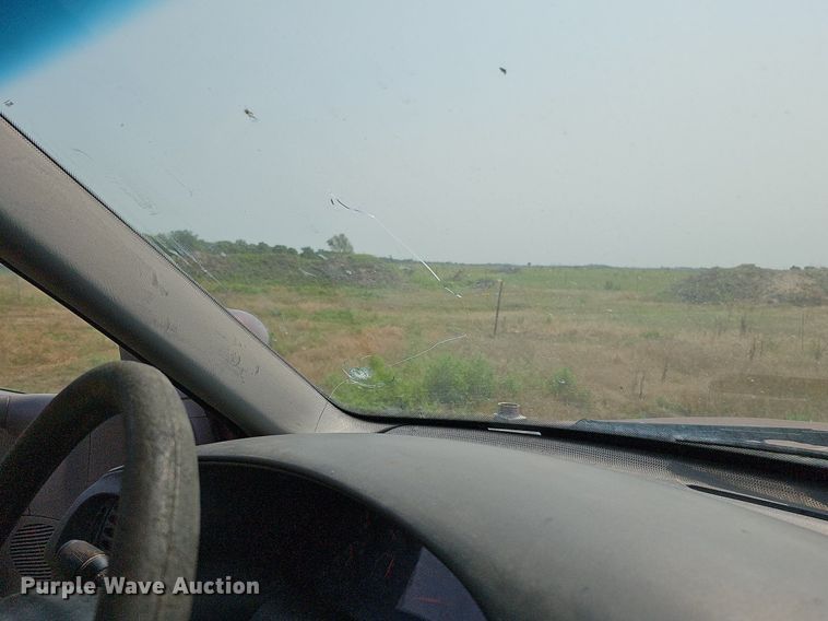 image for item MD9873 1997  Ford F150 XLT  pickup truck