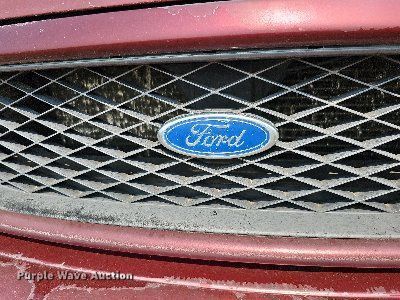 image for item MD9873 1997  Ford F150 XLT  pickup truck