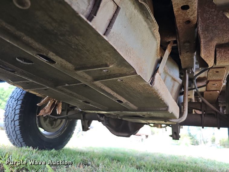 image for item MD9873 1997  Ford F150 XLT  pickup truck