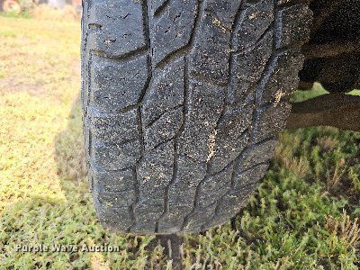 image for item MD9873 1997  Ford F150 XLT  pickup truck