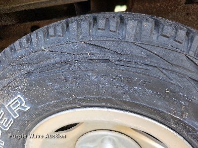 image for item MD9873 1997  Ford F150 XLT  pickup truck