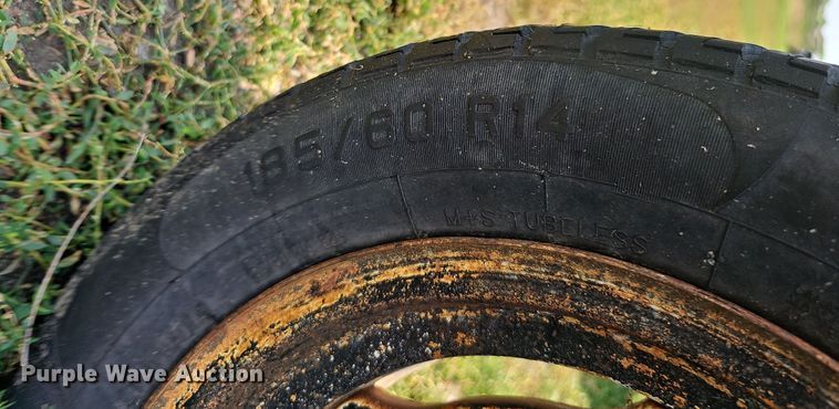 image for item MD9874 Hay dolly