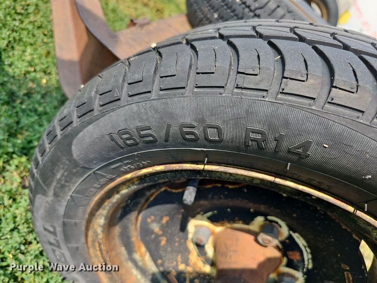 image for item MD9874 Hay dolly