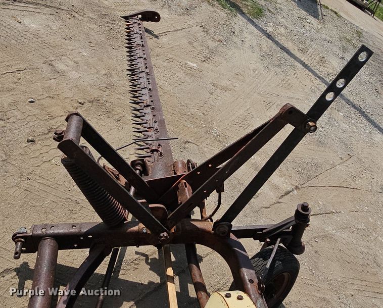 image for item MD9889 New Holland  sickle mower