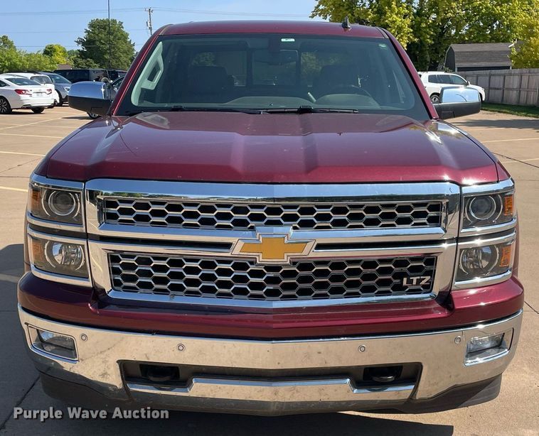 image for item ME9933 2014 Chevrolet Silverado 1500  Crew Cab pickup truck