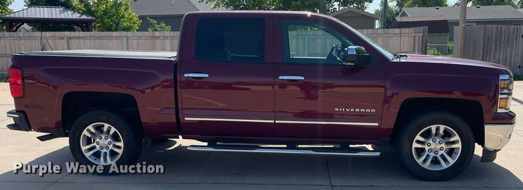 image for item ME9933 2014 Chevrolet Silverado 1500  Crew Cab pickup truck