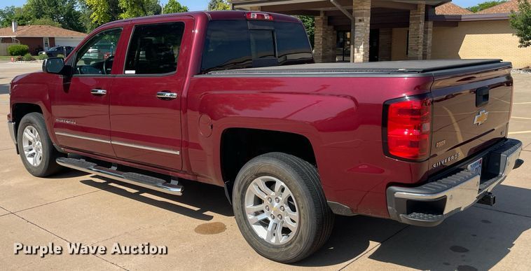 image for item ME9933 2014 Chevrolet Silverado 1500  Crew Cab pickup truck