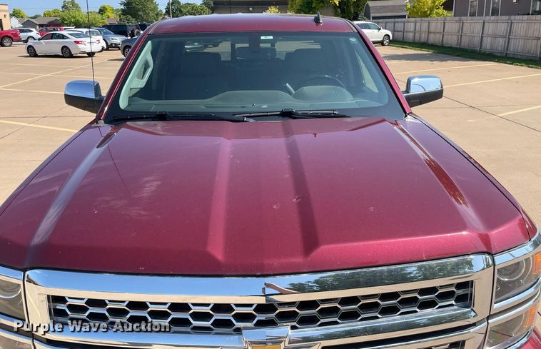 image for item ME9933 2014 Chevrolet Silverado 1500  Crew Cab pickup truck