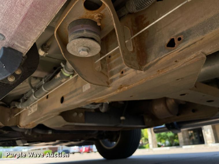 image for item ME9933 2014 Chevrolet Silverado 1500  Crew Cab pickup truck