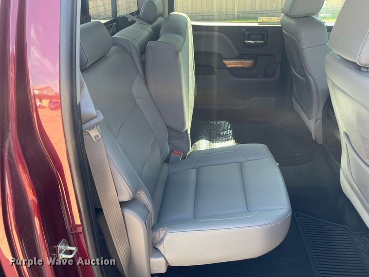 image for item ME9933 2014 Chevrolet Silverado 1500  Crew Cab pickup truck