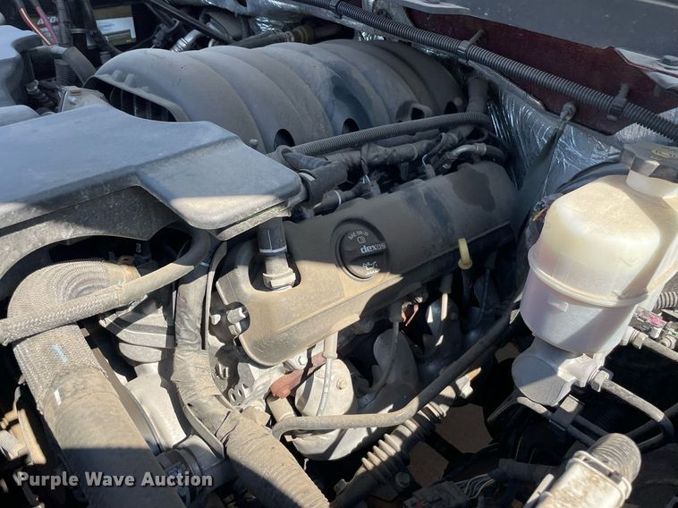 image for item ME9933 2014 Chevrolet Silverado 1500  Crew Cab pickup truck