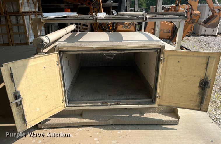 image for item MG9298 Astoria  utility bed