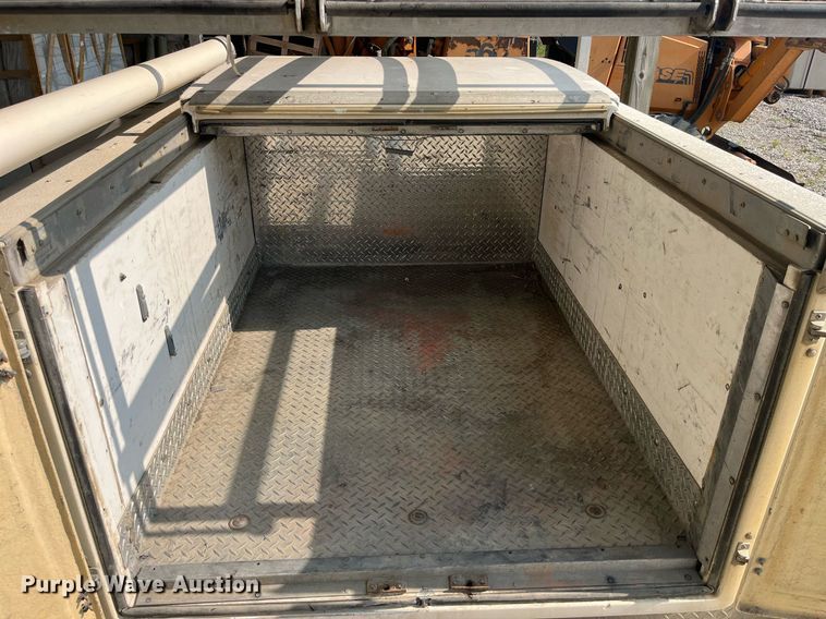 image for item MG9298 Astoria  utility bed