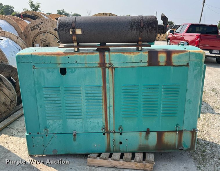 image for item MG9299 Onan 30EK-B22432R  generator