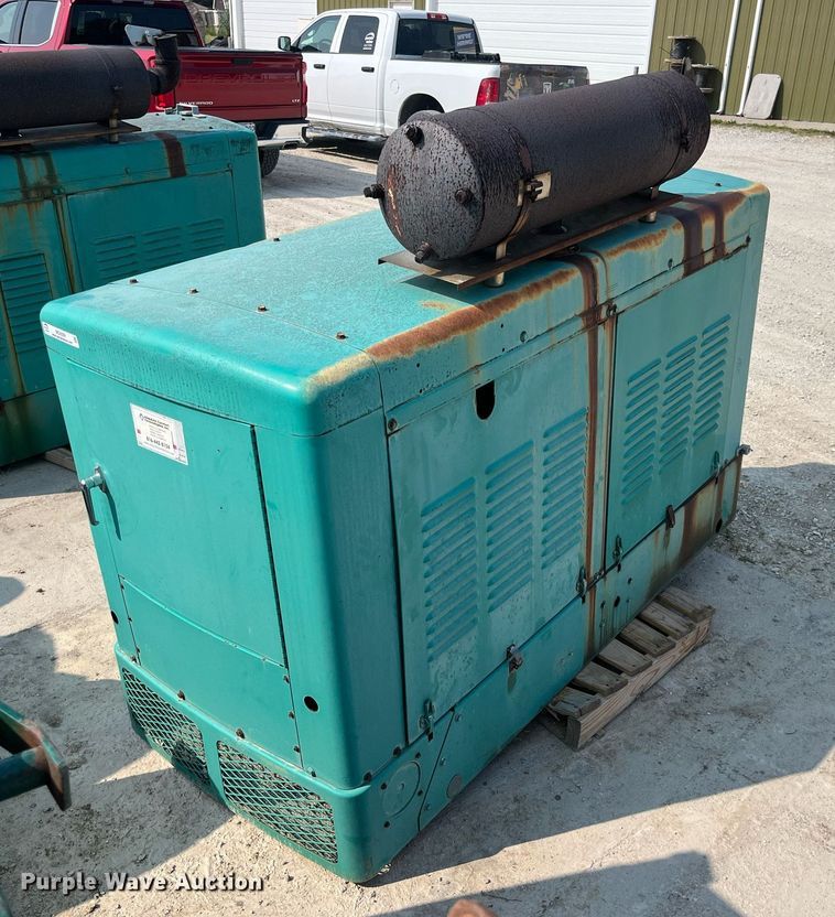 image for item MG9299 Onan 30EK-B22432R  generator