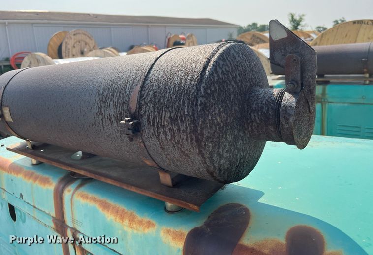 image for item MG9299 Onan 30EK-B22432R  generator