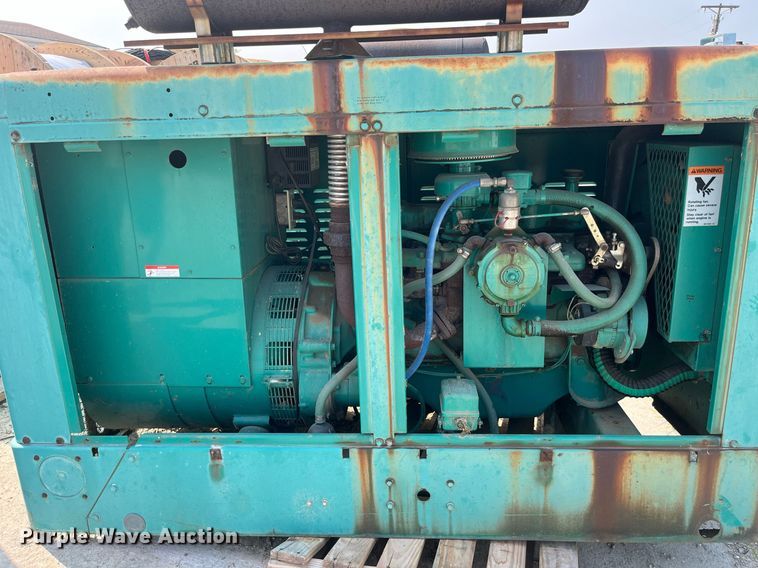 image for item MG9299 Onan 30EK-B22432R  generator