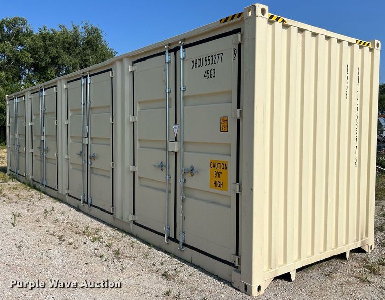 image for item MG9312 2023 Jiashan Xinhuachang International Containers Co CX22-41HCSO02  shipping container