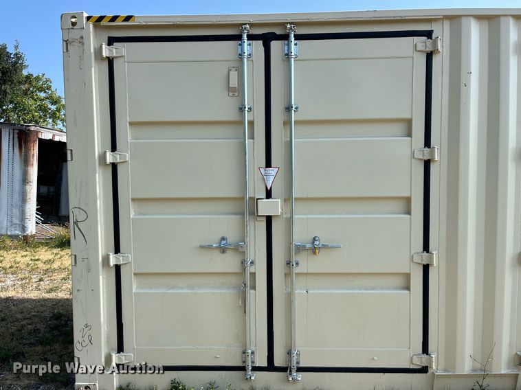 image for item MG9312 2023 Jiashan Xinhuachang International Containers Co CX22-41HCSO02  shipping container