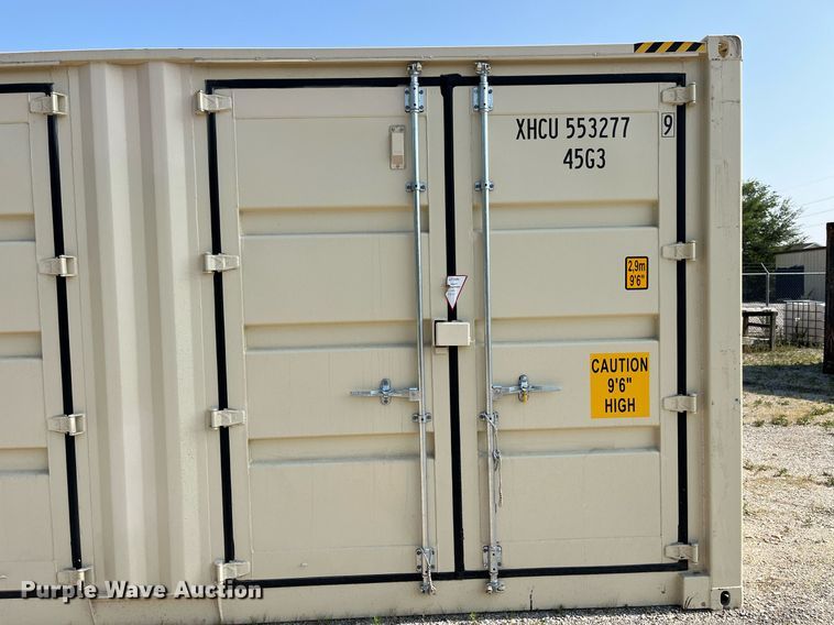 image for item MG9312 2023 Jiashan Xinhuachang International Containers Co CX22-41HCSO02  shipping container