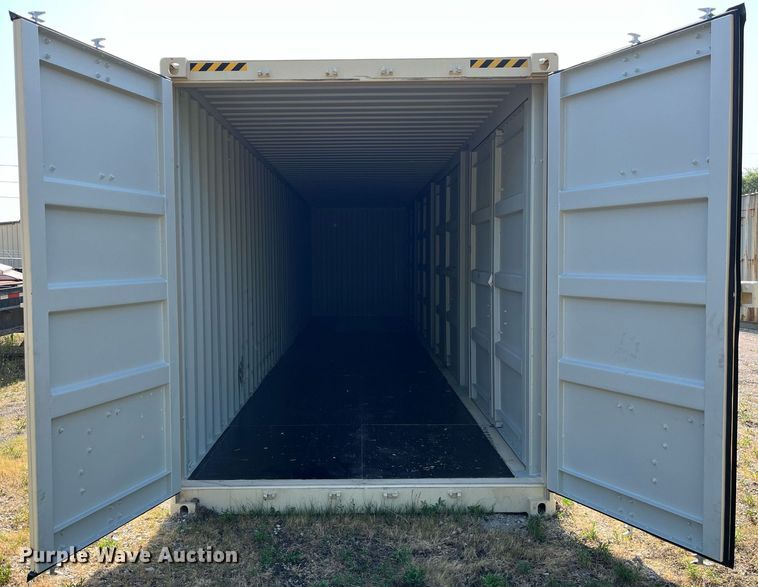 image for item MG9312 2023 Jiashan Xinhuachang International Containers Co CX22-41HCSO02  shipping container
