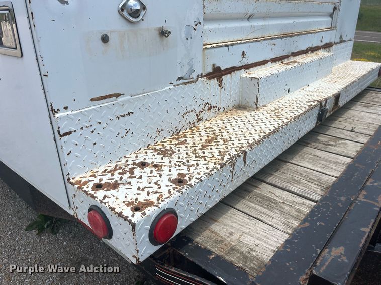 image for item MG9325 Omaha 108D54VT W/LTS  utility/service bed