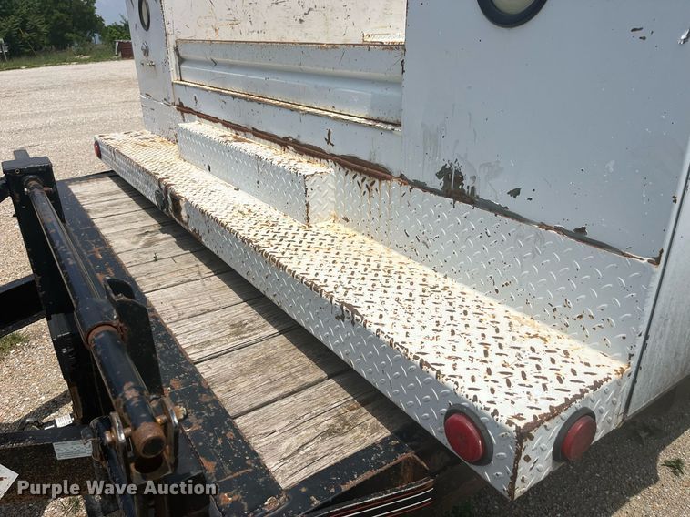 image for item MG9325 Omaha 108D54VT W/LTS  utility/service bed