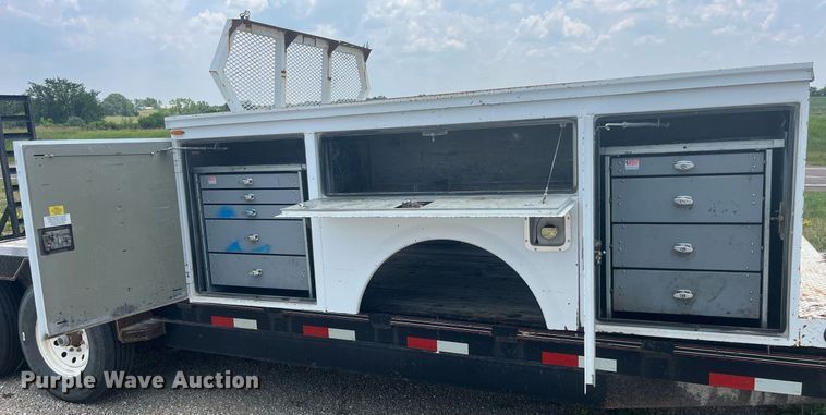 image for item MG9325 Omaha 108D54VT W/LTS  utility/service bed