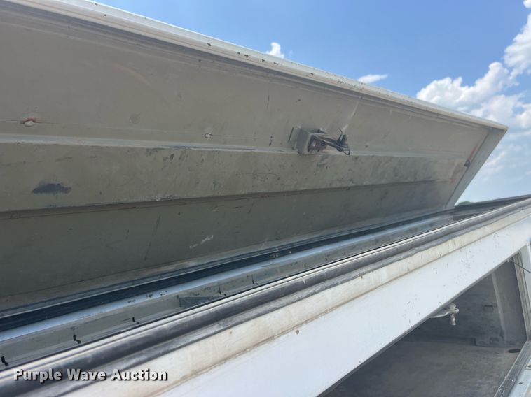 image for item MG9325 Omaha 108D54VT W/LTS  utility/service bed